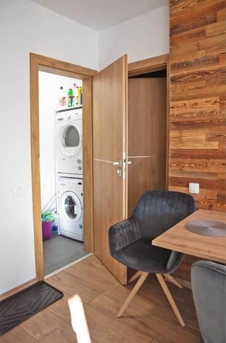 5 Dream Apartment 5 Cu Parcare Privata 오라데아 외부 사진