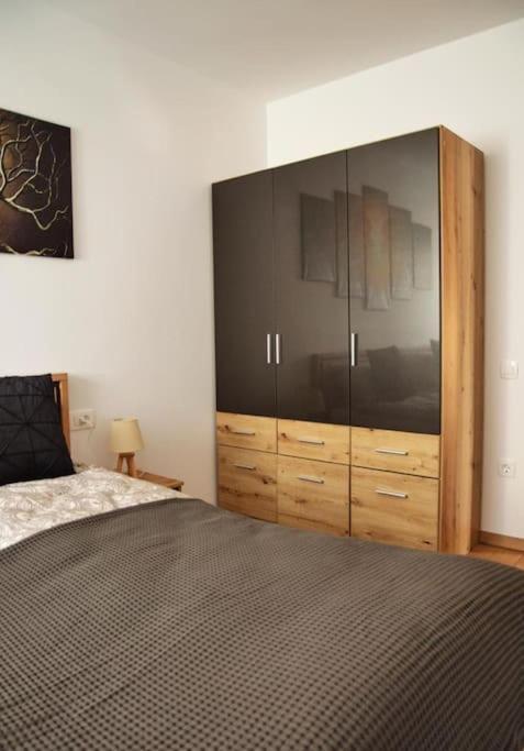 5 Dream Apartment 5 Cu Parcare Privata 오라데아 외부 사진